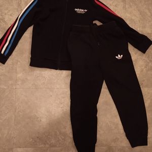 Boys Adidas track suit size 7/8